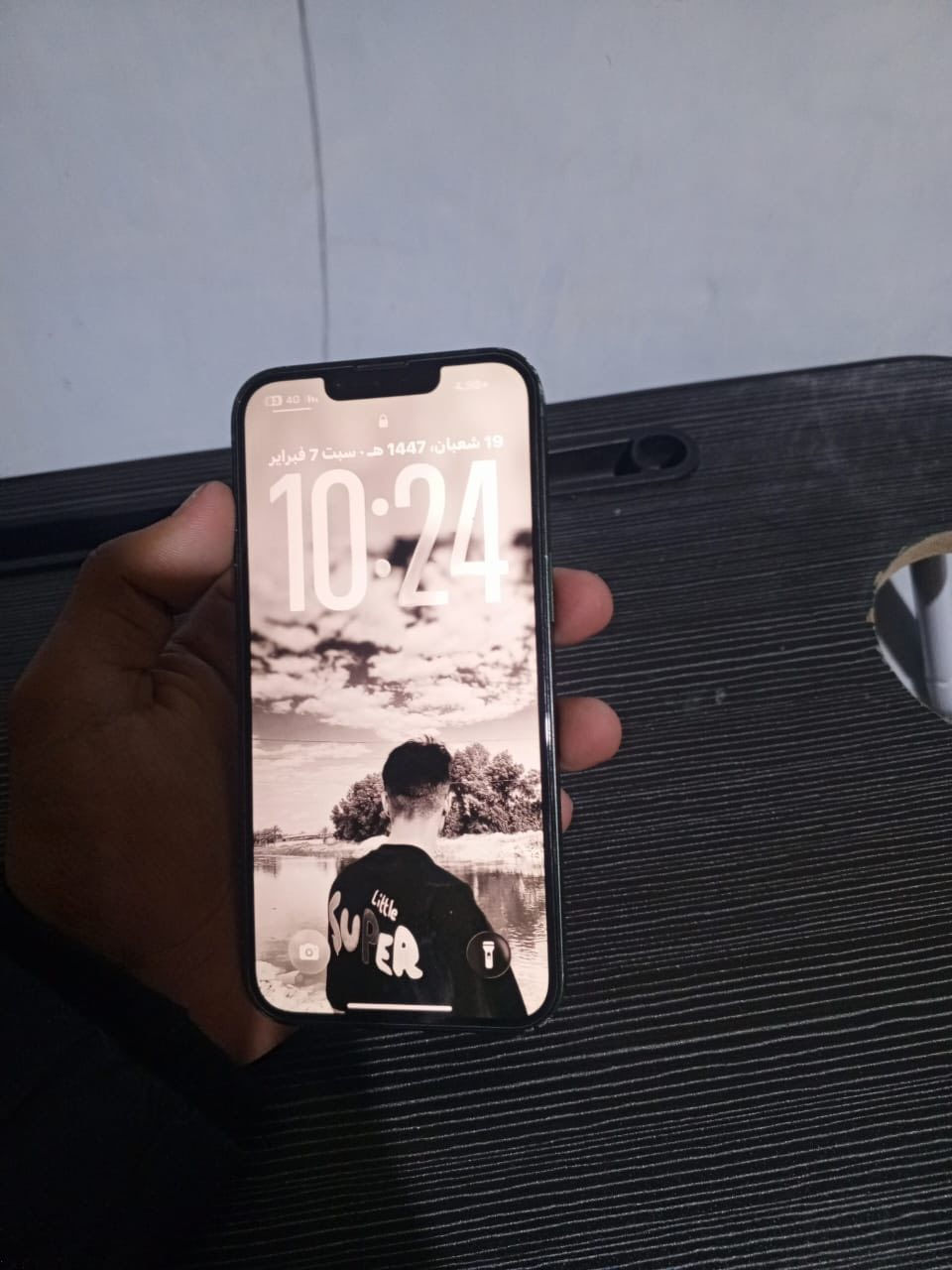 13عادي 128 بطاريه 82  فقط بي طخه صغيره بشاصي نضيف وشحن جيد للمراوس باقل منه سعره 380بي مجال قليل حك الجيه مستعجل ع بيعته ***********
