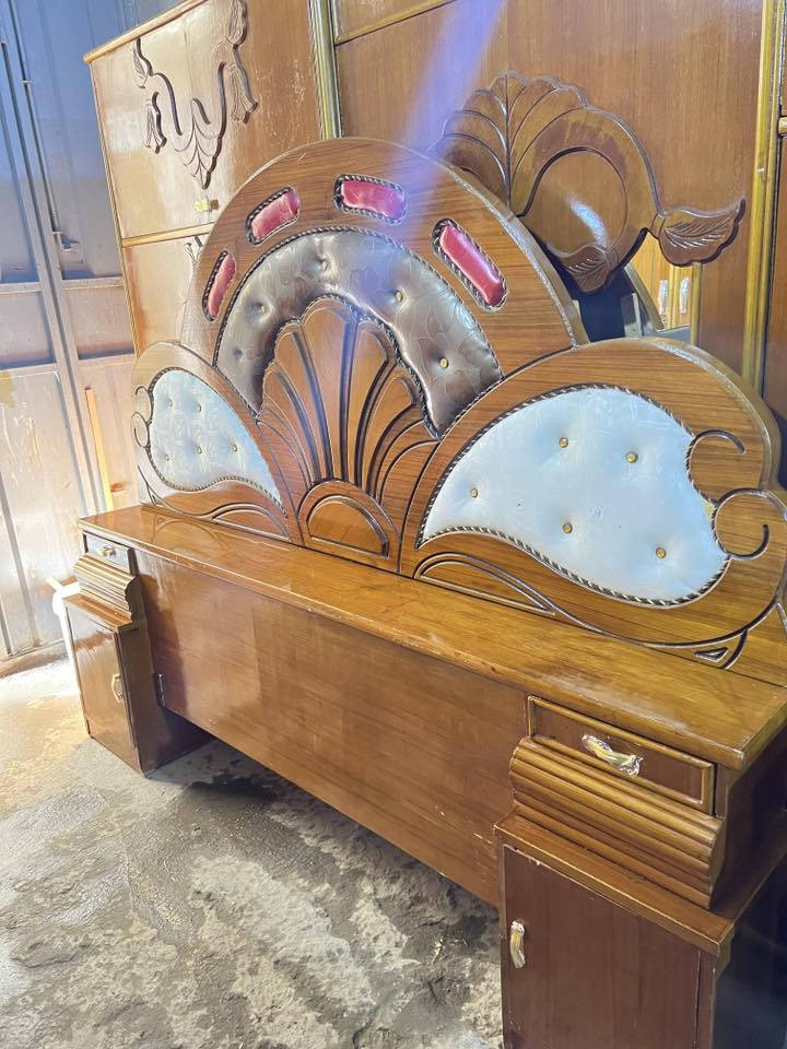 سلام عليكم غرفه نجاره صاج مستخدمه نظيفه داخل خارج صاج السعر ٨٠٠ العنوان الحله ***********
