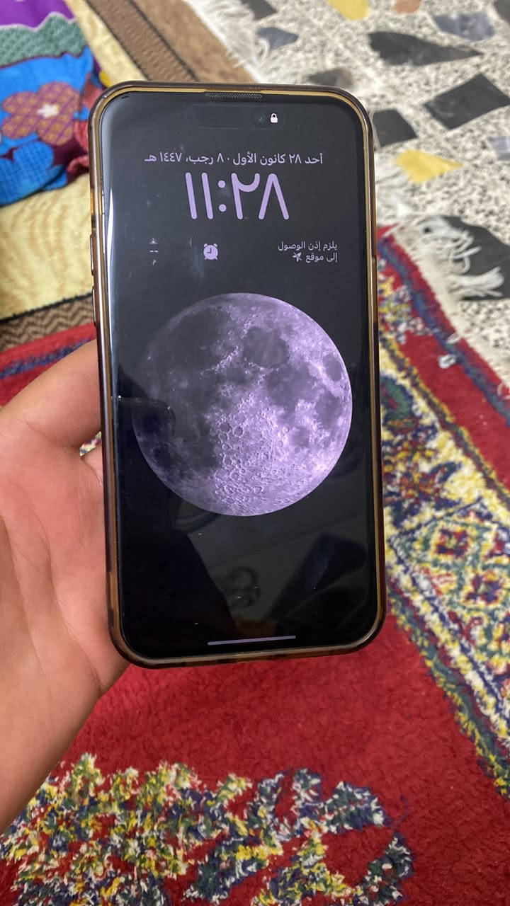 السلام عليكم جهاز 15 برو ماكس نضيف كلش بلدي كامل ملحقات مع راس اصلي بغداد حي اور رقم ***********. سعر مليون وربع بي مجال
