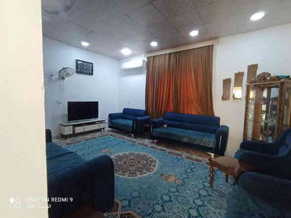 دار للبيــــــــــع  طابو صرف 

مطلوب لمصرف العقاري 
يباع بتطلوعة وباقي السعر قرض يبقى وراء المشتري يسدد شهريا ( 526) ألف 

البيت مطلوب قرض (104) ألف 
سعر المقدمة 185 مليون

الموقع : حلة .. ناحية ابي غرق  ..  حي الحسين  ..  مجمع أرض بابل الطابقين 

                                                        
نـوع الـعـقار:   طابو ملك صرف 

المساحة الكلية  ( 285 ) م    
 
مبني مشتمل جانبي مساحة (100) متر 

الباقي (185) متر 
  
يتكون من طابقين  

ثلاث غرف وهول واستقبال ومطبخ وصحيات   
وحديقة كبيرة وكراج 

البيت ركن     

المجمع مغلق  وخدمات كاملة من شوراع وأرصفة وأنارة وشبكة مجاري تصريف أمطار 
 
 راسل الصفحة لطفا 
***********
***********
#الكرامه_الطياره_حي_الحسين_المحاربين_الامير_الضباط_حي_الامام_المخابرات_الحكام_شارع٦٠شارع٤٠ مكتب الوسيط للعقار والمقاولات العامة الكائن في الكرامة شارع الكرامة الرئيسي قرب كلية المستقبل سابقا حلة
