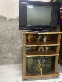 ٣٠ بوصة • تلفزيون