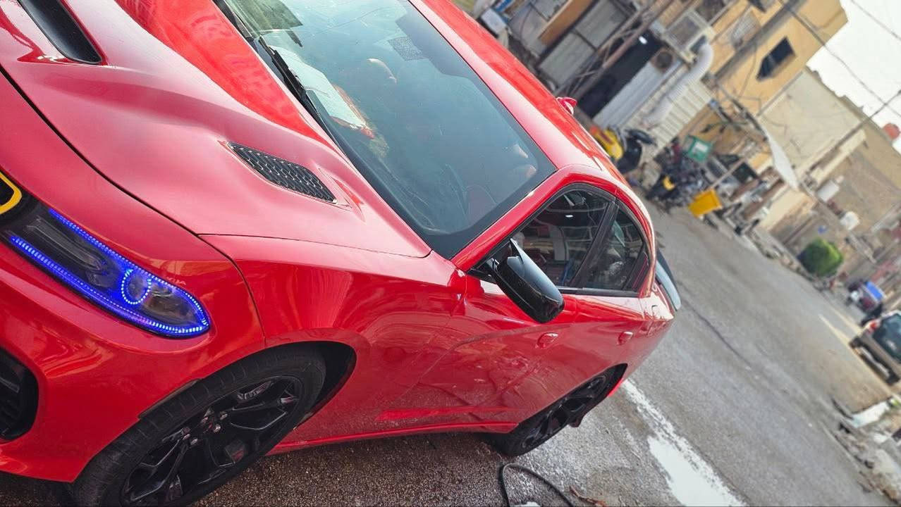 سلام عليكم 

جارجر 2017 لون حمراء طماطي  صور الحادث موجوده بلمنشور بلعراق بيه 2 قطع أصبغ رقم بغداد فول عدا الفتحة

مكينة 5700  ارتي
دركة ار بي ام 
كشنات كنتارا
خزن ميموري
سبورت 
دمام صوت 
تشغيل عن بعد
كشنات كهرباء
شفتات استيرن سبورت
شاشة كبيرة 
حساسات خلفية 
اكسل قفل 
اكزوز كورسا رعب 
ولف حماوة ريسنك 
كامرة خلفية دوارة 
ويل 20 
عليها برمجة سيفتي كاملة

السيارة نصبتها ولونها بعد احلى من الصور  (عنوان كوت )سعر 175 وبيه مجال  رقم ***********
