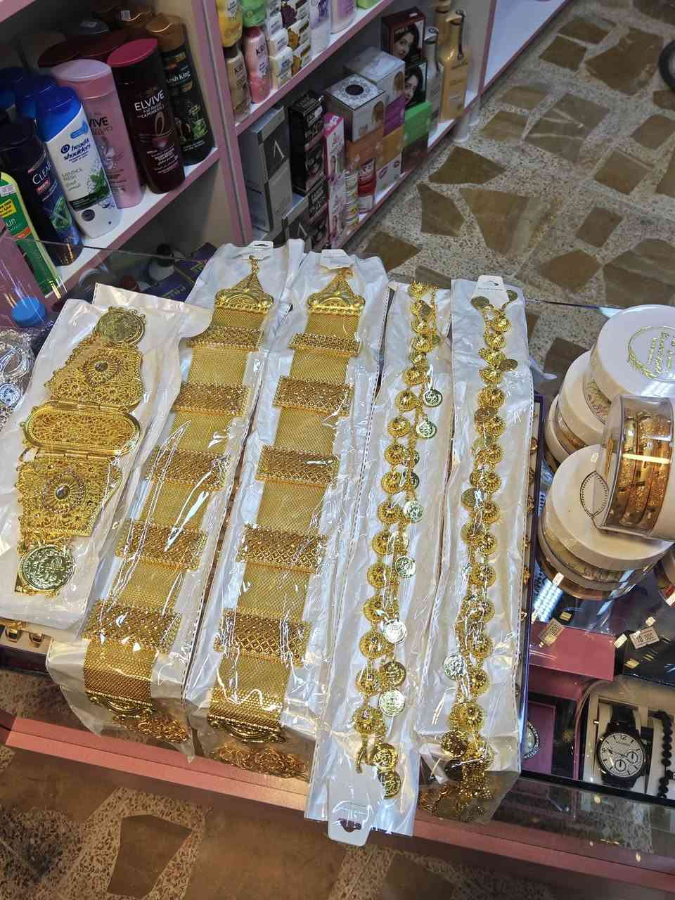 لجمالكِ ومظهركِ المتألق.. مكان واحد يجمع كل احتياجاتكِ! ✨
عالم من العطور: روائح فرنسية وشرقية تأسر الحواس.مكياج سينمائي: ماركات عالمية تناسب كل أنواع البشرة.ملابس داخلية: تشكيلة راقية توفر لكِ الراحة والأناقة.خصوصية تامة: المحل تحت إشراف كادر نسائي  لراحتكِ.العنوان: [موصل /حي سومر داخل سوك فرع الباله مقابل عمر كيكي] 📍توصيل متوفر:  داخل موصل ولكل المحافظات 🚗
@إشارة  #الجميع #كوزمتك #موصل #حيـسومر #العراق #مكياج #عطور #داخليات


**إذا كنت صاحب هذا الإعلان وتريد حذفه لأي سبب، رجاءا أرسل رسالة إلى الدعم الفني**