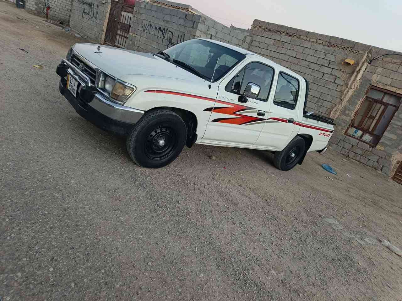 سلام عليكم بيكم مديل ٩٩رقم بغداد انكليزي سنويه مجددا مكفول من ضربة وتبديل محرك كير كسن شاصي تخم تايرات كهربائية تبريد ثالج السعر ٨٥وبيه مجال مكان ديوانيه عفك رقم ***********
