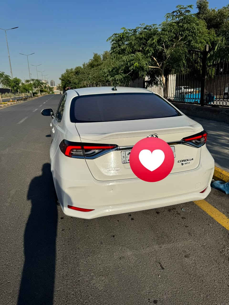 🚘 تويوتا كورولا هايبرد 2025 HEV🔋
🔥 سيارة الاعتمادية والاقتصاد بموديل 2025 🔥

✨ أبرز المواصفات:

✔️ شاشة وسطية كبيرة

✔️ عدادات ديجيتال

✔️ تشغيل بصمة + دخول ذكي

✔️ كاميرا خلفية

✔️ مثبت سرعة

✔️ رادار

✔️ إنارة LED أمامية وخلفية

🛡️ أنظمة أمان:

وسائد هوائية محيطية

ABS + EBD

نظام مانع انزلاق

السيارة ماشية 32 الف كم

السعر142$ يعني ب 22 مليون دينار عراقي 

📞 للاستفسار والتواصل:

***********
