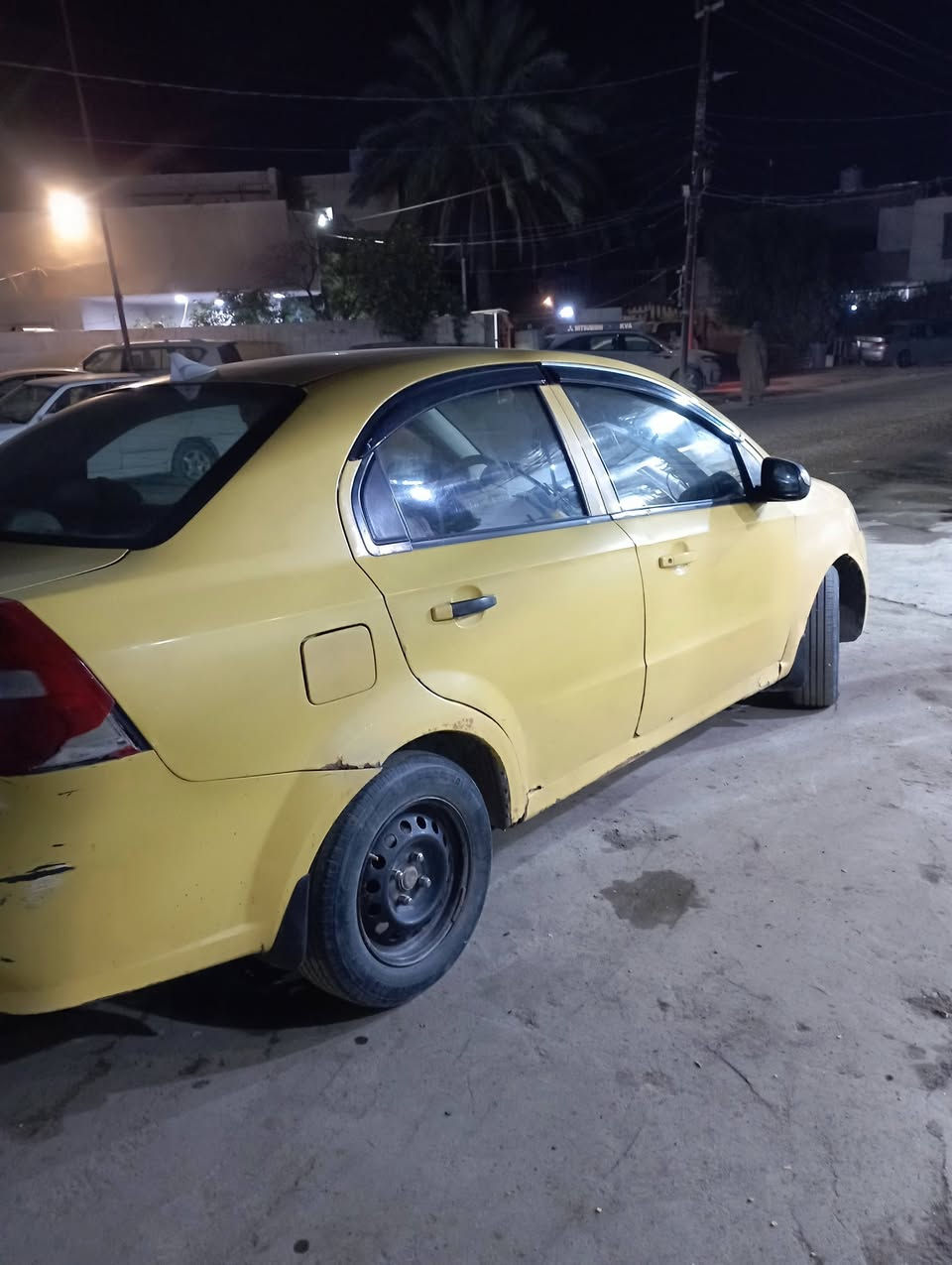 للبيع شيفروليت افيو موديل 2007 رقم بغداد مشروع وطني بسمي تحويل ثاني يوم كير مكفول حداديه وكهربائيات مكفوله سياره جديده بمعنى الكلمه السعر 45 اوبيها مجال بسيط الرقم 
 ***********
