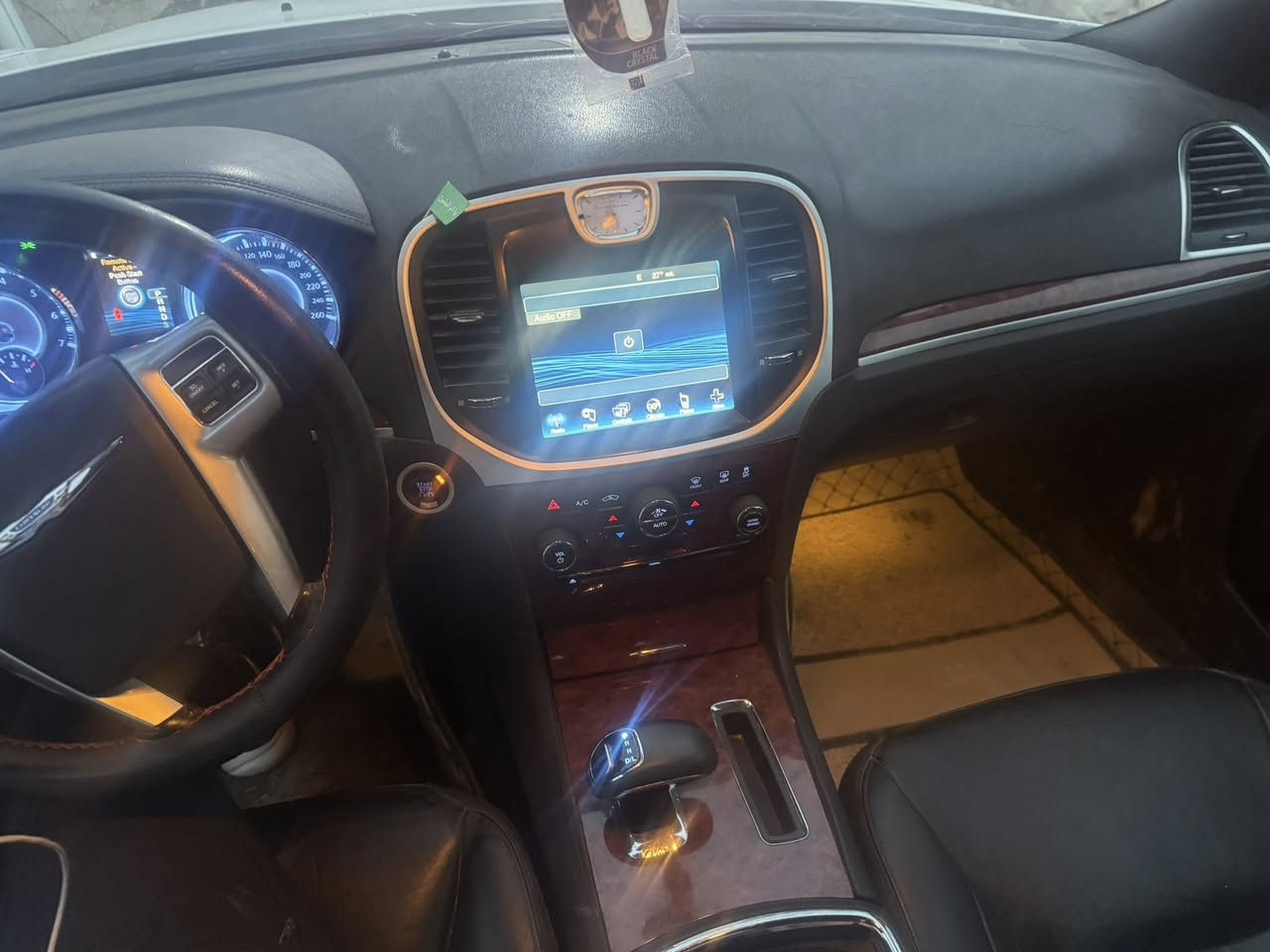 سلام عليكم من رخصةالادمن اوباما2012 كندي Cصبغ جاملغ خلفي بدون دواخل سياره جاهزه من كلشي السعر 175 بيه مجال للاستفسار ***********
