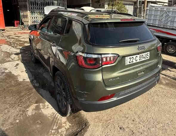 السلام عليكم مكلف بالنشر
جيب كومبارس 2021 نسخه 80 سنه 
وارد امريكي رقم اربيل تحويل مباشر السياره باسمي 
السياره بلاك ادشن
بنوراما  
كشنات جلد تدفئة 
 شاشة جبيره تدعم Apple CarPlay 
اربع وضعيات للقياده 
استيرن تدفئه و تحكم جهتين 
كروز سرعه 
تشغيل عن بعد بصمه ابواب 
ماشيه 70 الف ميل 
محرك وكير مكفولات 
حادث السياره فقط
بنيد 
وجاملغات اماميه راجعات بارد بدون دواخل صور الحادث موجود 
او توديها سونار ووين ما يعجبك افحص 
مكان السياره بغداد شهداء السيديه 
السعر 150 وبيها مجال 
***********
