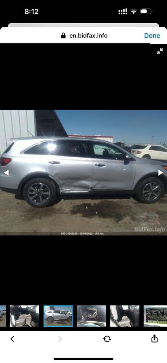 السلام عليكم سورنتو امريكي 2020 حادثها وتفاصيلها موجوده بالصور السياره كلش نضيفه ماشيه 45 الف محرك 6 سلندر كير ومكينه كفاله 
للتواصل مفتوح واتساب ***********
