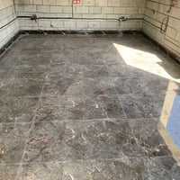 خلفه سيراميك جدران ارضيات بايات مرمر لواح بوراسلين شغل نظيف ومرتب 0782...