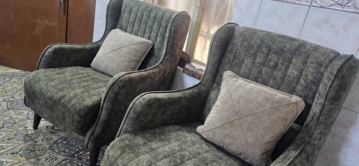 مساء الخير جميعاً من رخصه الأدمن عندي تخم 7 مقاعد جديد حيييل استخدام أقل من شهر ..وعندي تخم 10 مقاعد بحاله ممتازه ..كما موضح في ألصور


**إذا كنت صاحب هذا الإعلان وتريد حذفه لأي سبب، رجاءا أرسل رسالة إلى الدعم الفني**