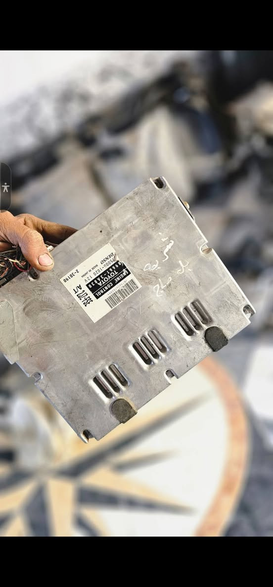 سلام عليكم شباب مر خصت الادمن 
غراض ...كلهن مال حاويه شرط وجوه السوك ملكه شاهينه
دركه ...صاج ملكه كامله سلايت كهربائيه
سيطرات ..صاج تخم كامل 
جوزه... هيه وسويجها 
ابرشر... وعنبارها كامل مال شاهينه 
عقل  ...مال 3000 شرط حاويه
افريزات.. ملكه حاويه
بدنات ..ملكه شاهينه كاملات
جكات... بنيد ملكه 15 زوج 
بك لايت ...كرستال صوب السايق شرط حاويه
شباب جوه السوك اسعارهن 
اتصل(***********)
