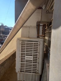 مبرده ام الدكت للبيع شغاله ١٠٠ بل ١٠٠  سعرها ١٥٠ وبيها مجال بسيط  مكان...