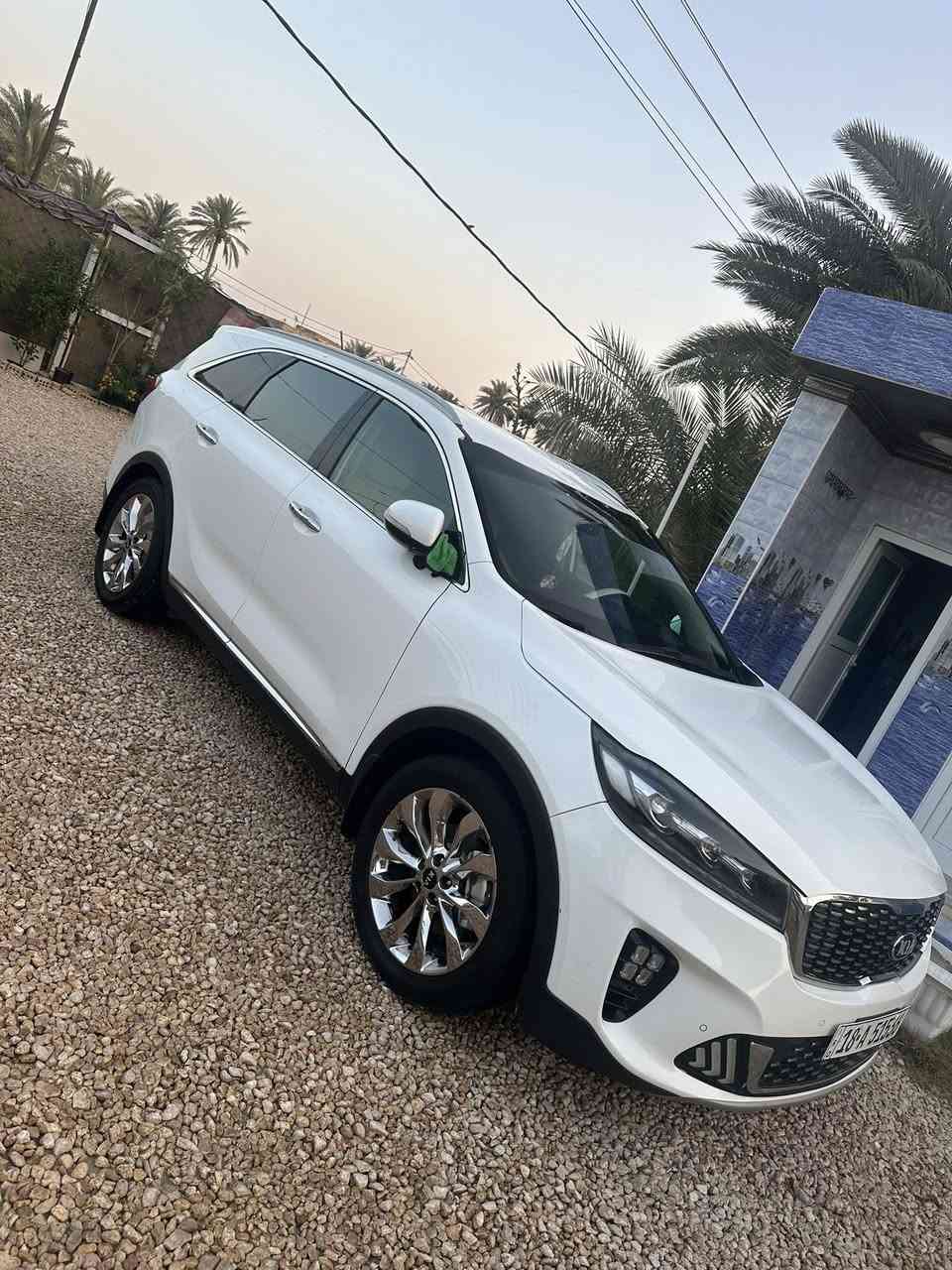 سورنتو خليجي2018
رقم بابل باسمي مكفوله كفاله عامه ما عدا بارد بسيط بلباب العبري 
6ستندر 
8نمر 
كير محرك ما مفتوحات 
مكاني نجف
صندوك كهربائي 
كشنات كهربائيه 
كامره 
وحساس امامي خلقي 
السياره جديده 
*********** 
ربم صاحب السياره 
السعر 240
المو شراي لا يتصل بيها مجال بسيط
