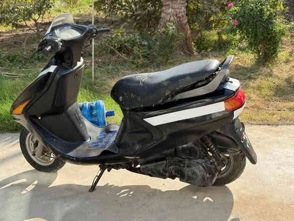 فراشه مكينه مفتوحه  ولفات كهربائيات شغاله سلف  مكان سنيه *********** كلشي شغال بيه
350
