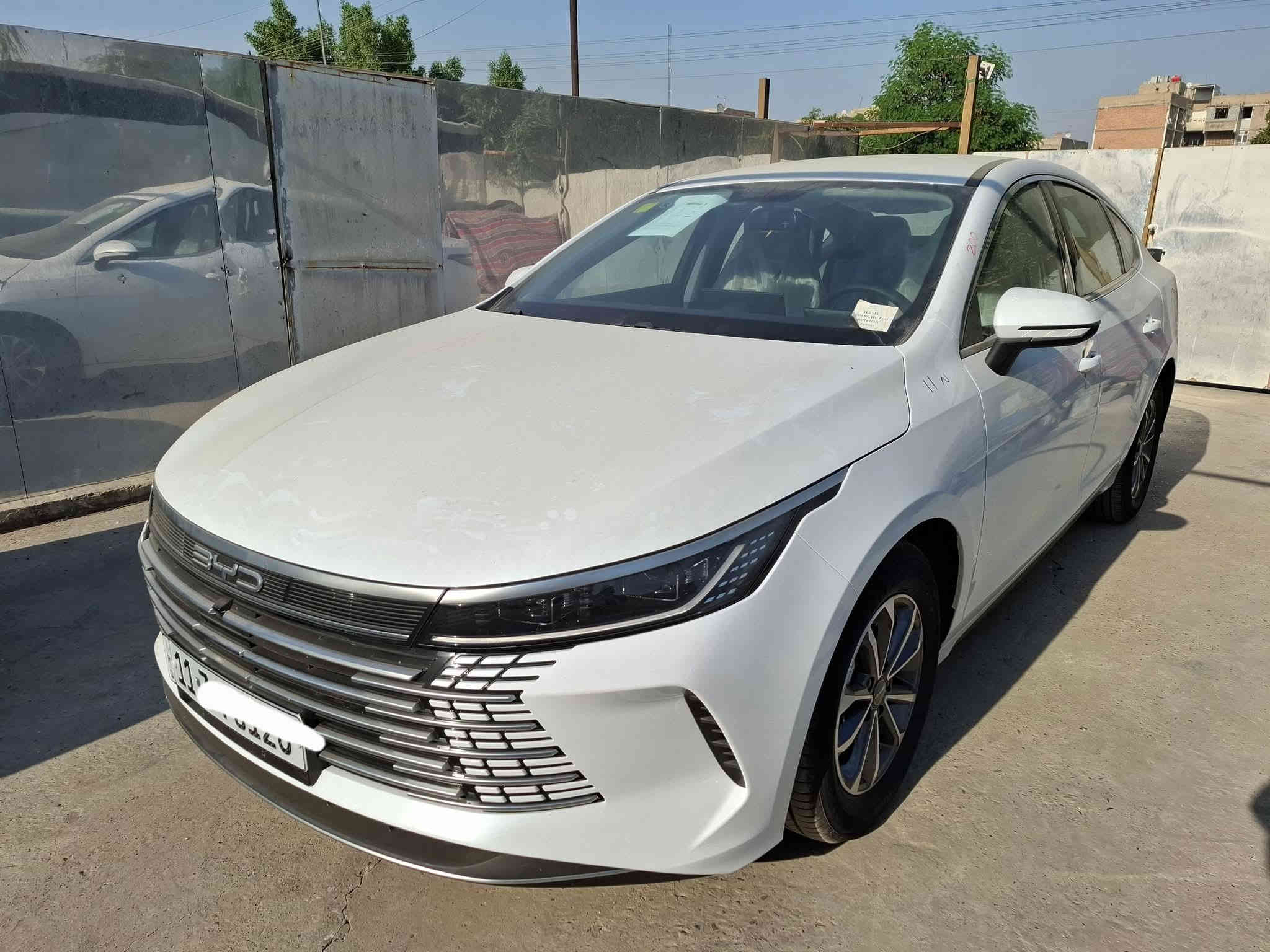 سلام عليكم
 زيرو 2025 مرقمة بغداد تحويل مباشر ثاني يوم 
بصمة + الكارت + الشاحنة + الارضيات 
مع كامل العدة منفاخ وفوم ومثلث وبدلة عمل وهوك سحب وماسحات 
شاشة دوارة ذكية وباقي المواصفات معروفة 
 بالتفويلة الواحدة 45 لتر تمشيك 1200 كيلومتر 
للاستفسار  ***********  اتصال أو واتساب 
مكاني بغداد رصافة
