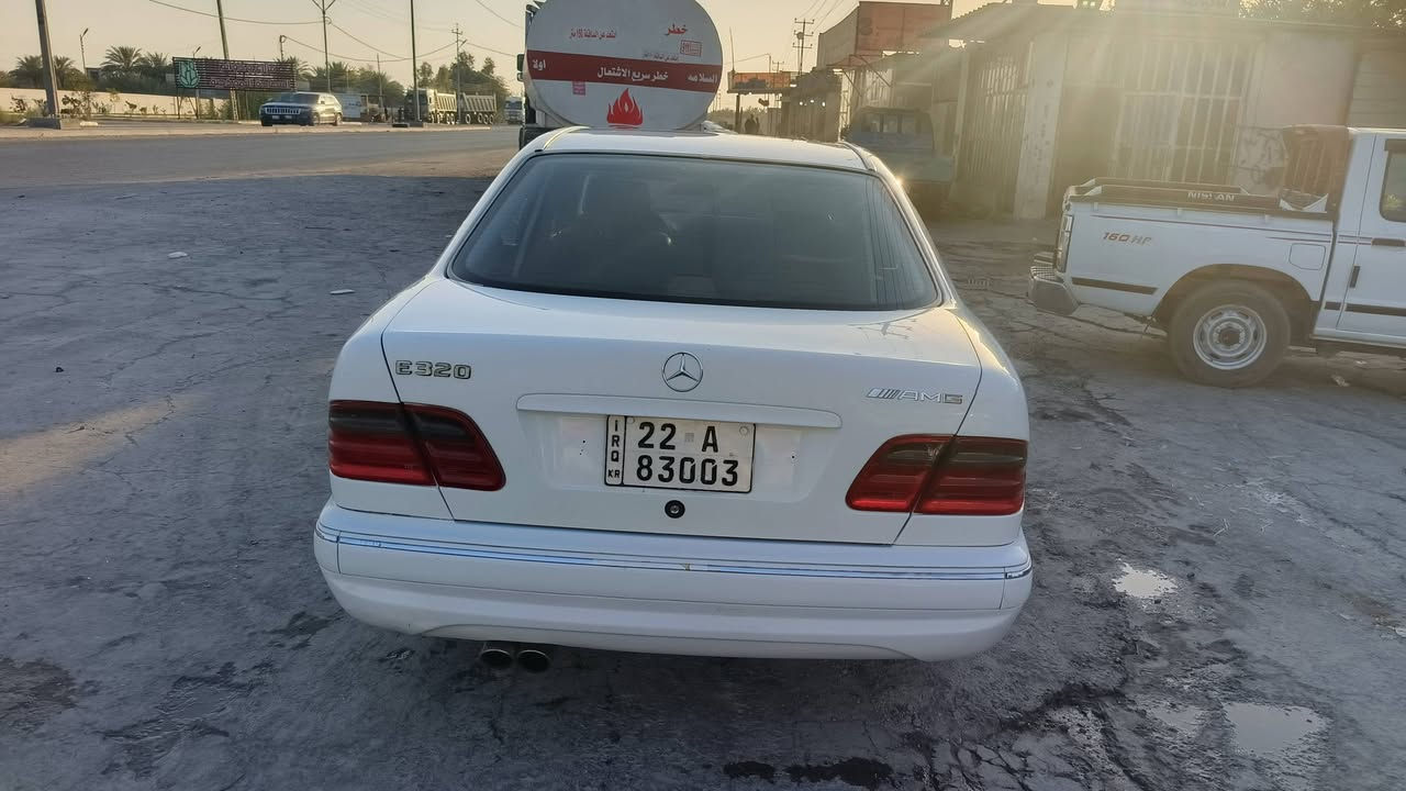 السلام عليكم
مارسيدس ام عيون موديل 2001 اڤنگارد فول مواصفات  محرك V  رقم اربيل گير ومكينة مكفولات لا تنقيص لا تبخير تبريد ثلج ثلاجة شغاله - مري شفط مثبت سرعه شغال 
السيارة مكفولة م ماشية 270 الف حقيقي وغرفتها نظيفة جداً  وكلشي شغال وبيها صبغ حزام خلفي
السعر 115$ وبيها مجال 
***********
