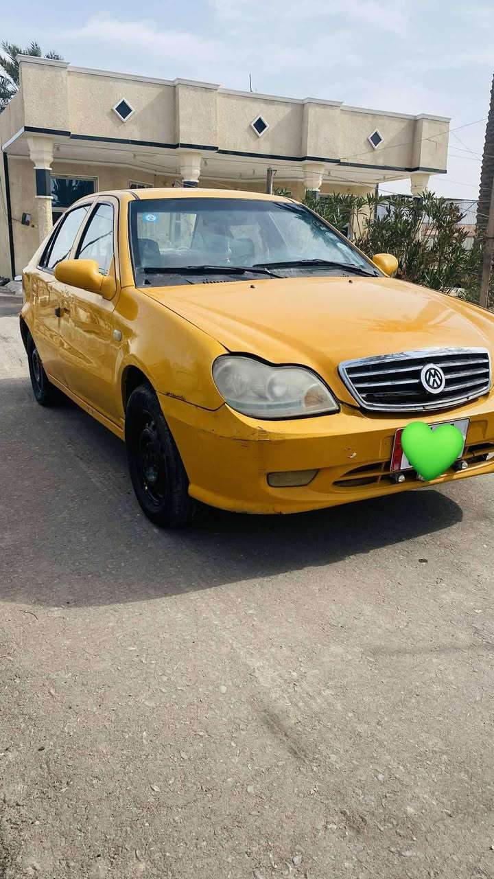 سلام عليكم جيلي سي كي 2013 سياره مصفره سنويه ال29 بيها خيط بخار بدون تنقيص فقط  سعره 27 وبيها مجال بصيط وترهم مراوس حسب قناعه ***********
