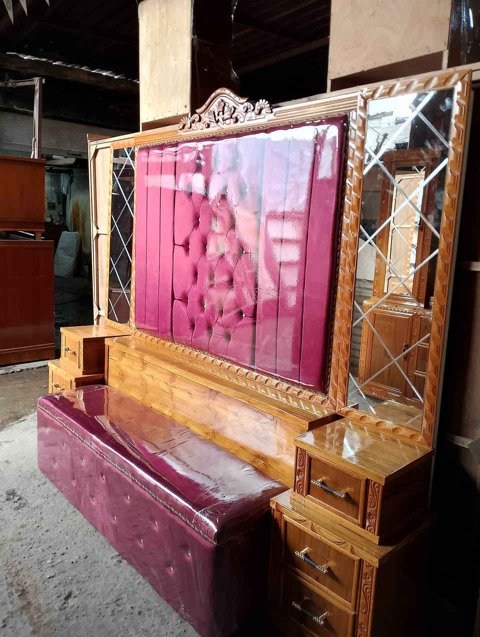 غرفه نوم للبيع خشب عراقي فصال تركي خشب ثقيل صبغ درجه اولى العنوان موصل جانب الايمن قرب نادي الفتوه الرياضي السعر مليون 200الف قفل التوصيل والشد داخل الموصل فقط *********** ฅ^•ﻌ•^ฅ
