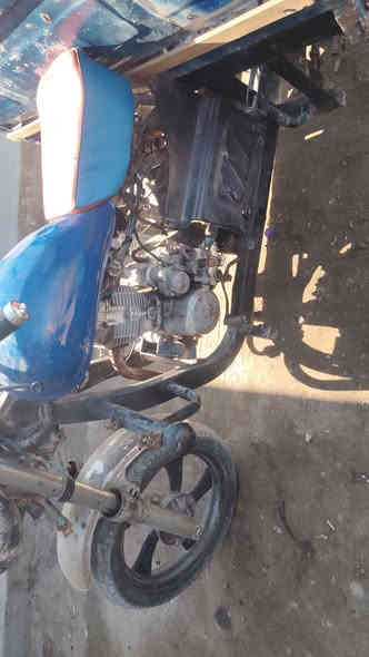 ستوته بدون أوراق مكفوله نوع جمره للبيع ستوته شغاله محرك نضيف  جمره السعر ٥٥٠ هاتف *********** ع كربلاء المقدسة الحسينيه العطيشي هاتف ***********
