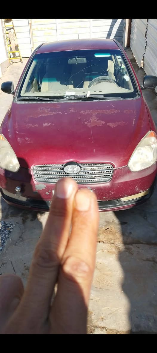 سياره اكسنت وارد خليجي بيه جاملغ الأيمن ومحرك تبديل السعر خاص ***********
