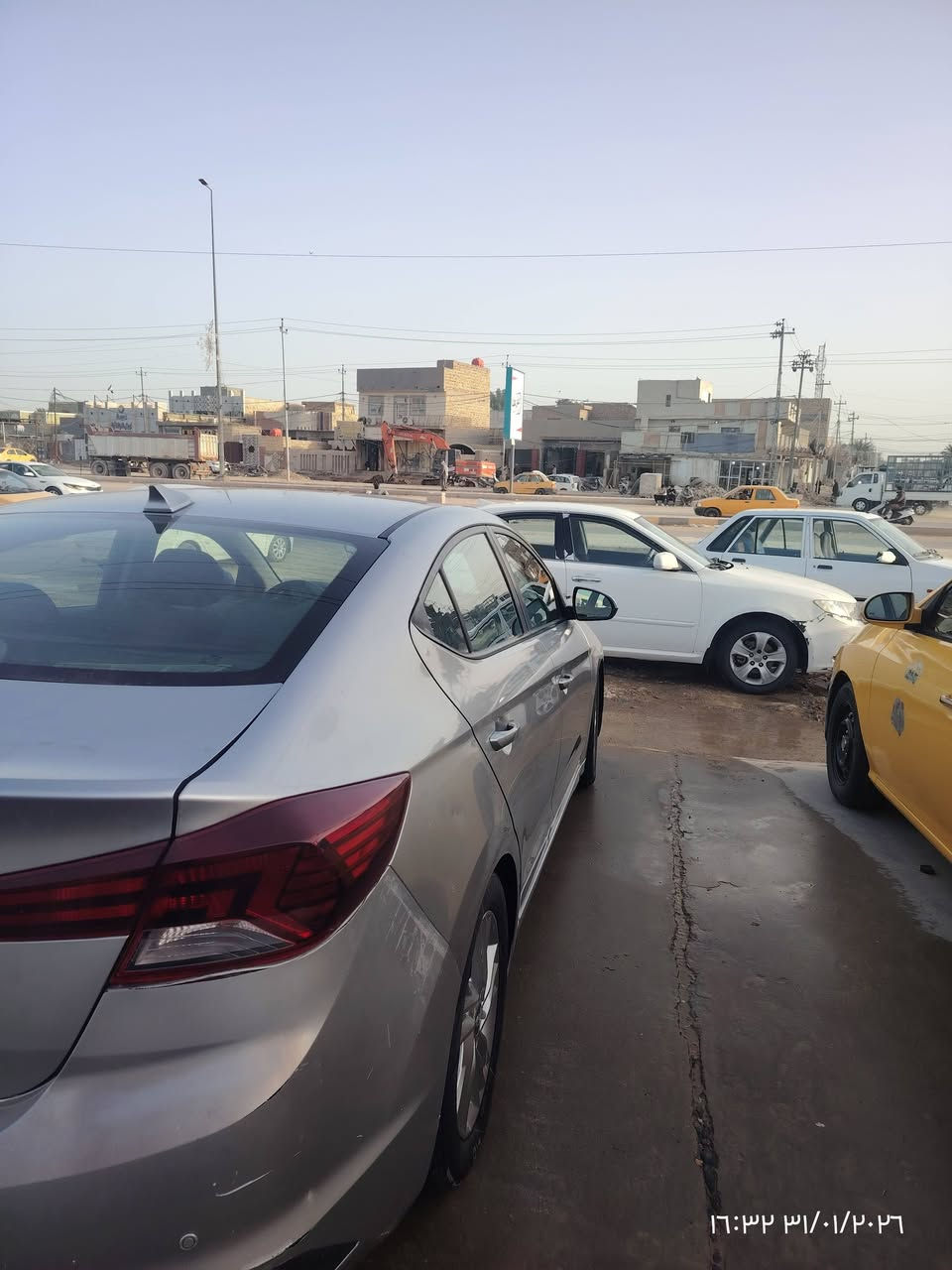 النترا امريكي موديل 20 السياره باسمي غاز بانزين حدثه قبق جنطه فقط وبيه برادين سياره كاله من كير مكينه حداديه محرك 2000 دوش  السعر 137 وبيه مجال  الاتصال***********
