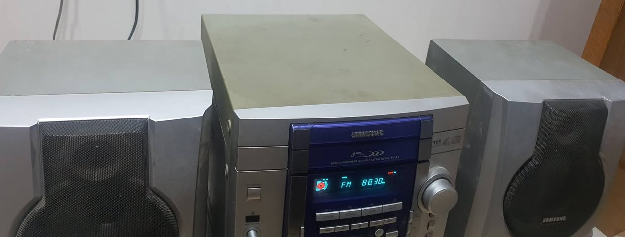 سستم سامسونج  جهاز كلش نضيف وبلادي
شغال فقط راديو واوكس يرادلة صيانة 

للبيع  ٥٠ الف سعر نهائي  

يوجد توصيل  للإستفسار اتصل ***********
