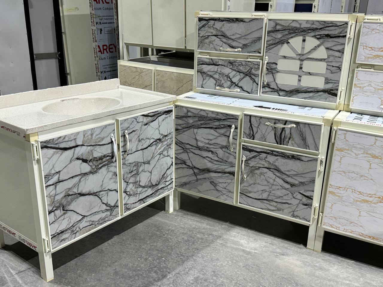 معمل ومعرض انسب الاسعار للكاونترات :
#المميز _بلا _منافس 

كاونتر متر ٣ قطع  سنك متر 

السعر 185 الف ❤️

التوصيل 🚚🚚
بغداد داخل وأطراف مجاني ✨🩵

(كربلاء +بابل + نجف + مركز الديوانيه 25 الف ) 
 
(الأنبار 25 الف ) 
 
 الديوانيه (25 اطراف  50) الف حسب البعد


**إذا كنت صاحب هذا الإعلان وتريد حذفه لأي سبب، رجاءا أرسل رسالة إلى الدعم الفني**