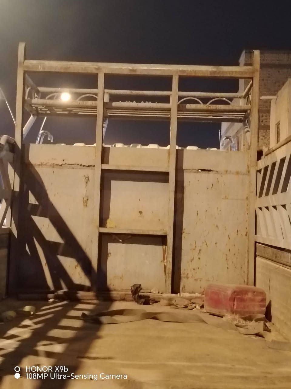 عرشه مال شيش للبيع البكان بصره للستفسار ***********
