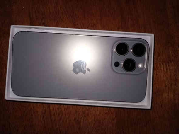 ايفون 15برو ماكس ذاكره 256بطاريه %90جهاز اخو جديد زلغ واحد مابي وتر بروف جهاز بمعنى كلامه نضيف لا مفتوح ولا مصلح  سعر مليون و175بيه مجال بسيط كلش
مكاني بغداد الشعب
***********
