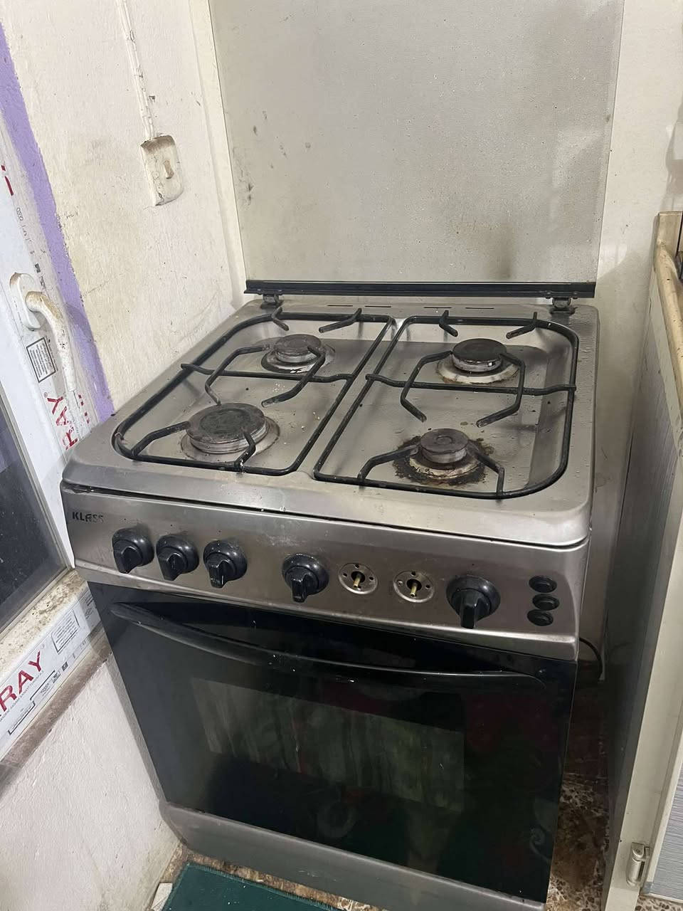 كاونتر 3 قطع 200 طباخ 50 ميز طعام 50 عنوان  ديالى


**إذا كنت صاحب هذا الإعلان وتريد حذفه لأي سبب، رجاءا أرسل رسالة إلى الدعم الفني**