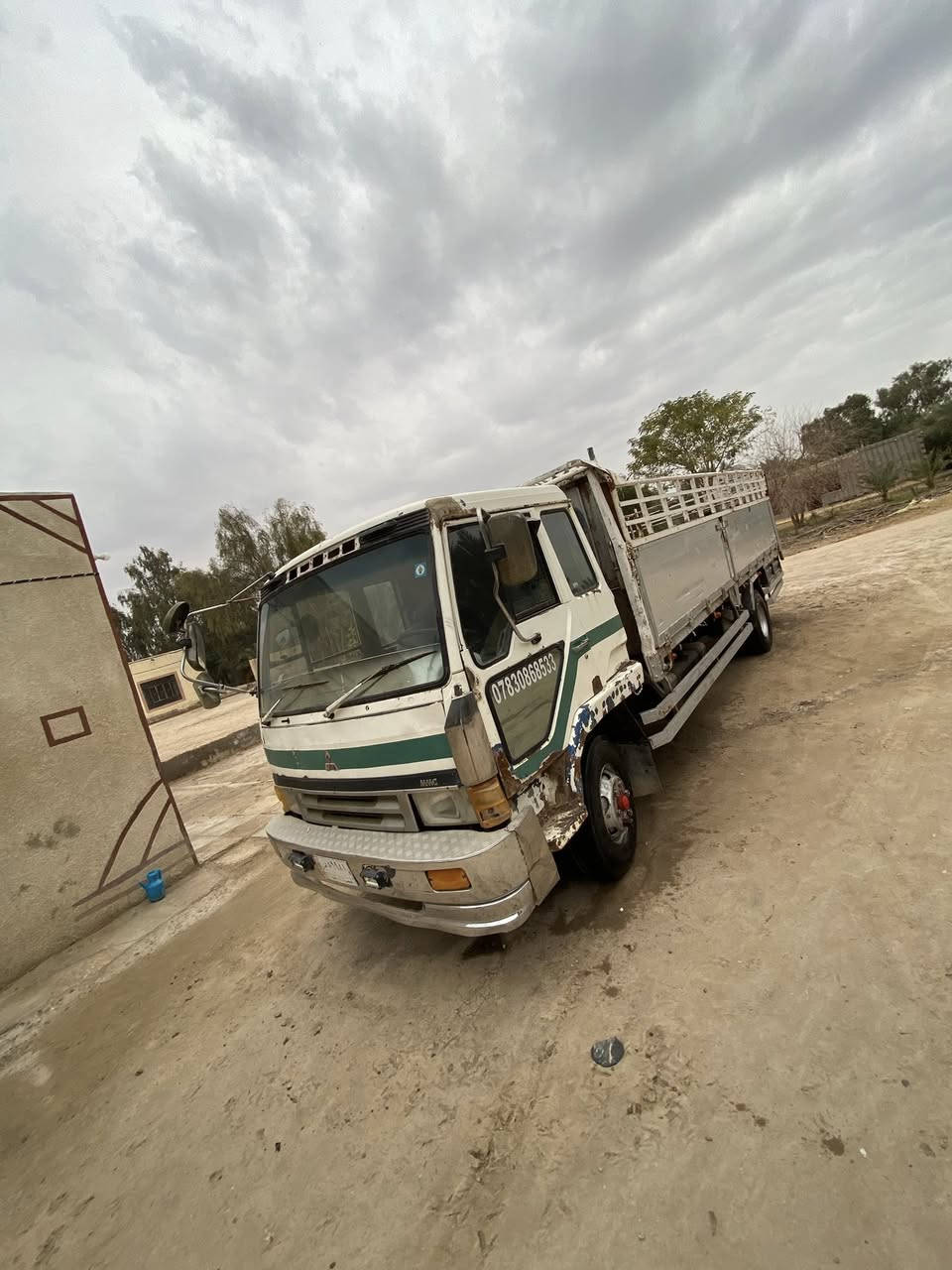 ‏سلام عليكم فوزه مربع للبيع 6 وربع بلادي مكينه 16عادي  قبق اسود لمحسن  رقمه بصره بسمي مشروع وطني لستفسر عل رقم ***********
