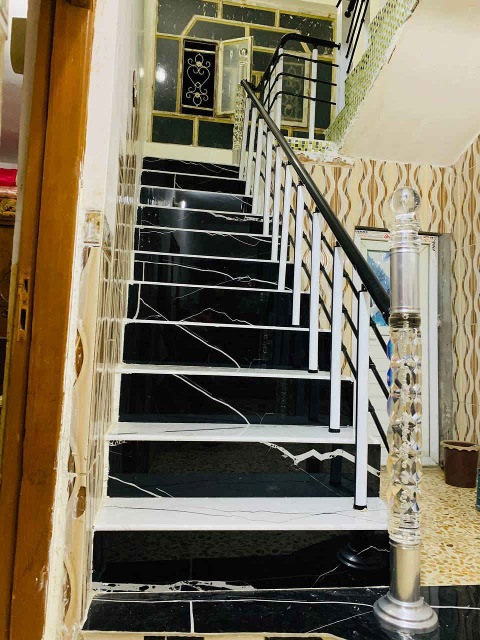 معمل الشمري للالمنيوم يقدم اجود انواع الكاونترات الالمنيوم والا hdf 
واجود انواع الابواب الصحيات و الابواب الداخلية بانواع PVC و الالمنيوم وباكافه الالون و الاشكال
ويقدم ايضا الشبابيك الالمنيوم وال PVC 
وال محجرات الدرج والحدائق الالمنيوم بكل الالون والاشكال
و باسعار تنافسيه
 العنوان عوفي مجاور قصابيه المسعودي
للاستفسار الاتصال ***********
