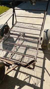 غراض مستعمله للبيع  العربانيه حديد درجه اولى+ثلاث تايرات درجه اولى حجم...