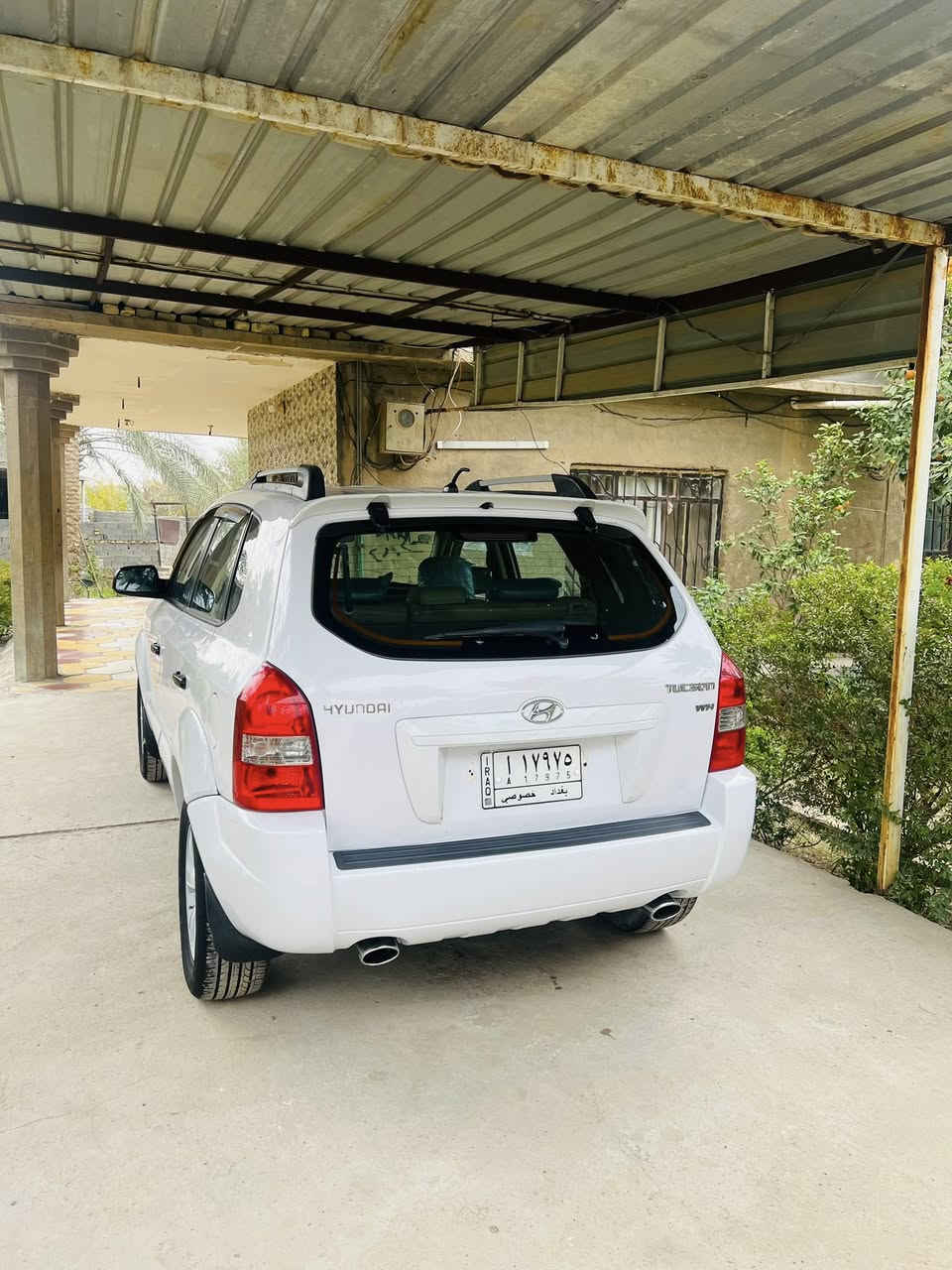 للبيع توسان خليجي 2009جاهزه من كلشي مكينه كير تدفئه تبريد كفاله من الصبغ والتبديل بيهه بارد بسيط بقبق جنطه السياره خليجيه سنويه 28 بسمي السعر 125 الاتصال ***********
