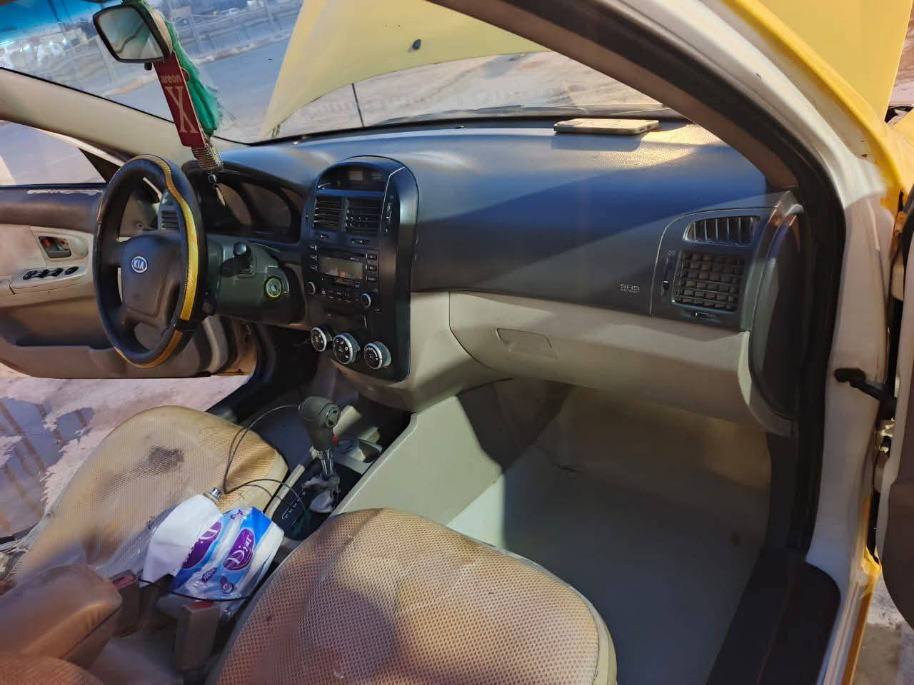 سلام عليكم سبكتره مديل 9 مكينة وكير مكفولات حدادي جديده بيه جاملغ مال امريكيه خلفي بدون دواخل بنيد بي طخه شوي سياره ايبل واحد رقم كربلاء مكان كربلاء سعر 70 بيه مجال ***********
