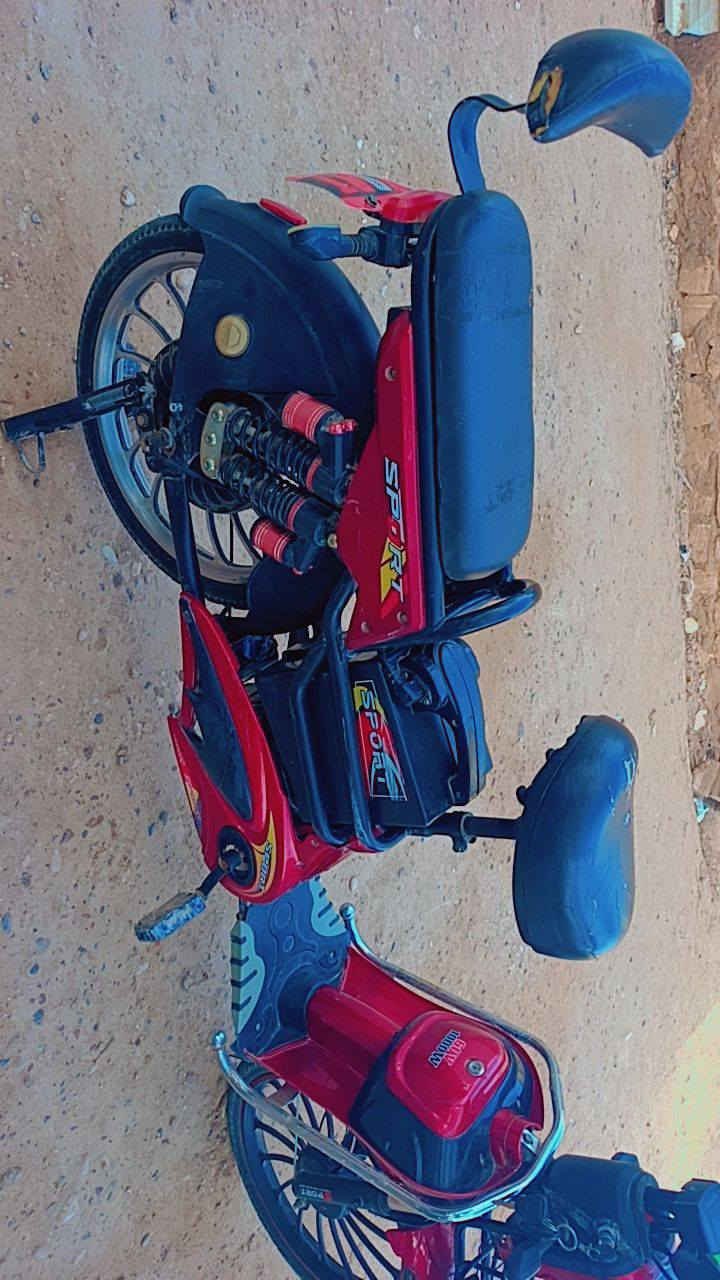 5 باتريات اصلية . شحن نظافة سرعة . معروض ب 250 .


**إذا كنت صاحب هذا الإعلان وتريد حذفه لأي سبب، رجاءا أرسل رسالة إلى الدعم الفني**