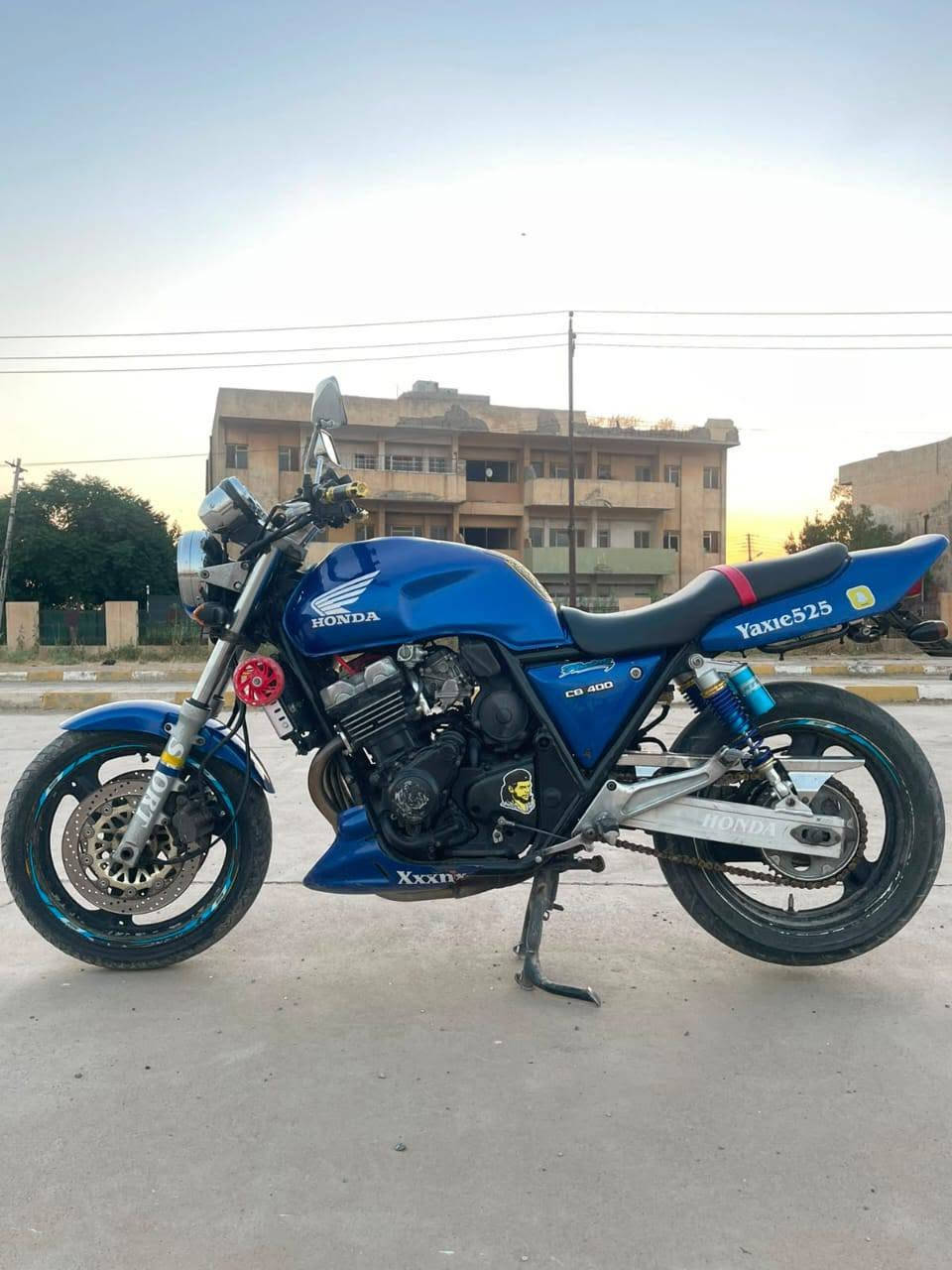 سلام عليكم سيبي فور مكينه 400ccنضيف نكره سلف بي وقت دهن جديد ادامه كامل كهربايات كجاته كله شغال  مكينه ممفتوحه فقط مفيلسه علمود الحر السعر 13 ورقه وبي مجال العزيز *********** مكان كركوك راس دوميز 🏍
