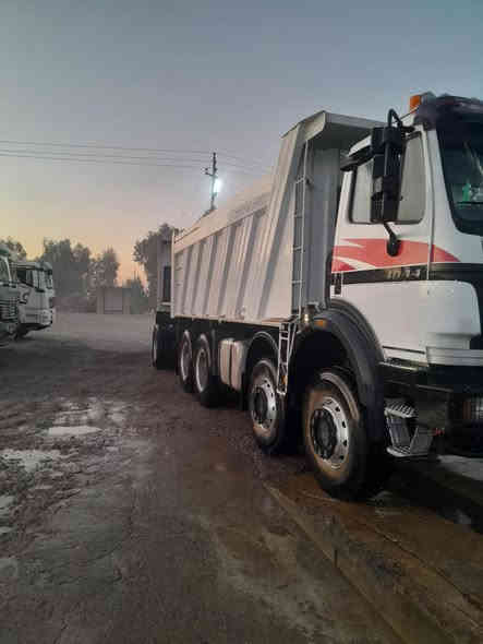 ‏للبيع لبي مكينة 44 مجموعة جيف تلفزيونية كير 210 بديات مايلر رأسه عربانة حدادت سعد الدلفي برماغ أبو  الربع عربانة أربع دناكير 16 ألماني سيارة بلادية ￼جاهزة للعمل ما بها أي نقص ذرعها 40 متر و تلاوة 50 متر  السعر ٨دفاتر   ***********
