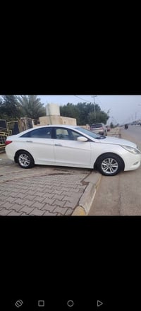 سوناتا • ٢٠١١ • ٢٤٠٠ مكفوله