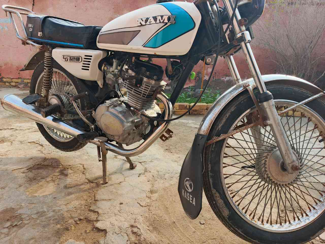 دراجه موديل 19 نوع المحرك نامه برو اوراق أصولي ابيعك ومكاتبه عن السرقه اكرر اوراق أصولي السعر 400 وبيهه مجال بسيط  دراجه نضيفه عوزه بس كهربائات
اني مكلف بلنشر 
غير متواجد على فيس فقط نتصال
  التواصل *********** الرميطة, المثنى
