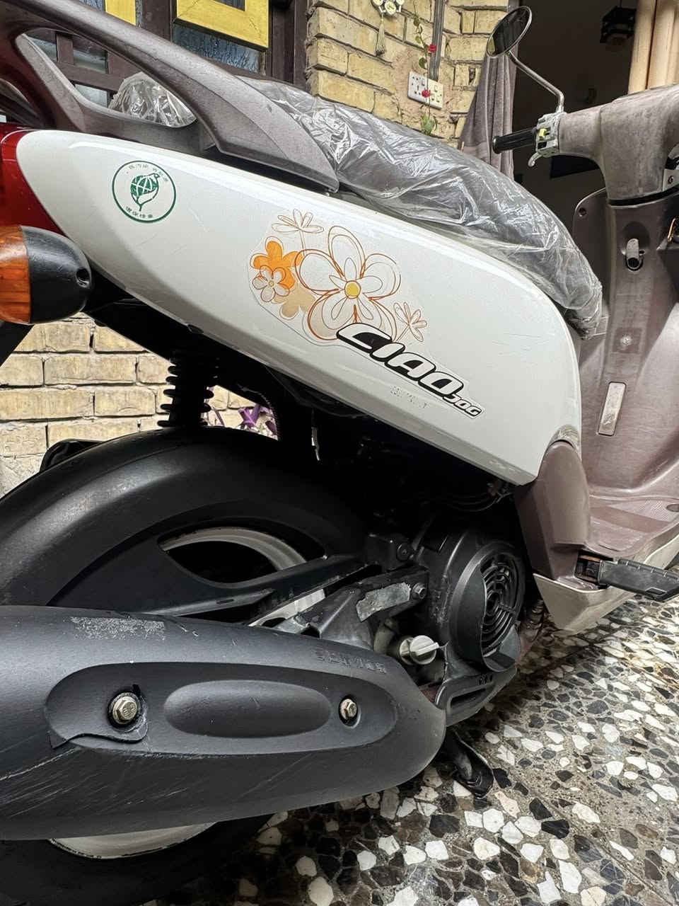 السلام عليكم دراجه فله كفاله عامه تجي تاخذها من باب البيت برغي واحد ما مفتوح بيها نكره بكل وقت جيب وياك الف فيتر وتعال بانزين محسن دهن احسن نوعيه دراجه ناعمه واحلى من الصور مكاني بغداد شعله سعر ٩٠٠ قفل والي بنضافته كلهن بمليون بس صار عندي ضرف واريد ابيعها ***********
