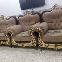 تخم 10 مقاعد نضيف مثل مواضحه بصورة السعر 750 الف قنفتين كبار قنفه صغير...