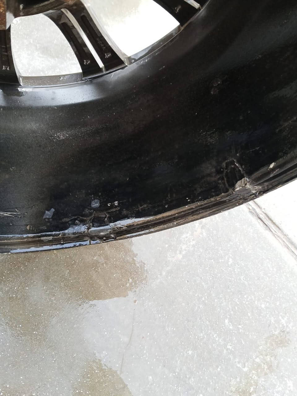 سلام عليكم 
سبيرات bmw ايرهمن بدي قديم قياس 17 ثنين نضيفات وثنين بيهن تصليح ابيع تخم ويا 3 تايرات وابيع تك اسبير الي ايفيدنه ايراسلني خاص ويدلل وبسعر مناسب


**إذا كنت صاحب هذا الإعلان وتريد حذفه لأي سبب، رجاءا أرسل رسالة إلى الدعم الفني**