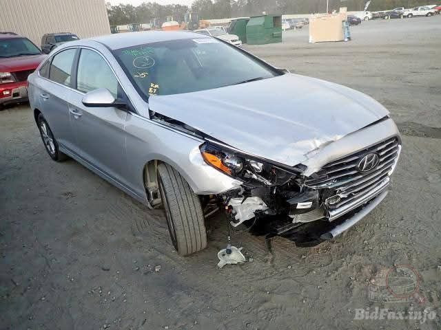 السلام عليكم
هوندآي سوناتا 2019 بغداد  حرة سنوية جديدة وهزة جديده أرقام دولي مشروع وطني تحويل مباشر للمشتري .
وارد أمريكي ضرر خفيف(صور ضرر مرفقه بالمنشور ) (بدون ايرباك )
صبغ طرف البنيد ومقدمة الچاملغ الأمامي الأيمن فقط ليبل واحد بدون تبديل والباقي كفاله من البارد والشخوط .
محرك وكير مكفولات حجم المحرك 2400 برغي ما مفتوح.
جاهزه من حداديه وتبريد وتواير وكهربائيات وغيرها . ماشيه 62 الف ع وضع الشركة.
مواصفات معروفه وحلوه شاشه كبيره كامره دواره شاشه ترحيب تحكم اربع جهات مثبت سرعه نظام سبورت بلاجكتورات لد شمعه لايتات زنون رموت حافظه رادار بالمري رادار خلفي تحديد مسار توقف ذاتي دسك أمامي خلفي ويل كب كروم سياره جديده وجاهزه وع وضع الشركة مكاني شطره
سعرها ب 150 بيه مجال للشراي  .***********
