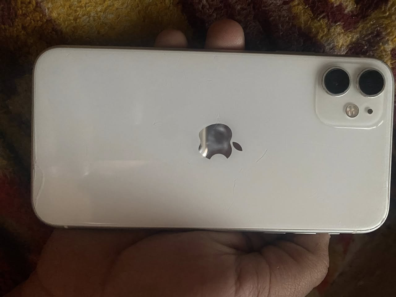 سلام عليكم ايفون 11عادي  مبدل فقط شاشه وكاله السعر 250 وبي مجال بسيط ***********
