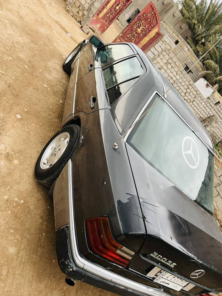 مارسدس 89 حلوة سيارة مانقصهه شي بيه طخات رقم بغداد مادور ثاني يوم مكينه كير حداديه تبريد تخم تاير
 مانقصهه برغي السعر 45 وبيه مجال مكان السيارة سماوة الهلال *********** تصال
