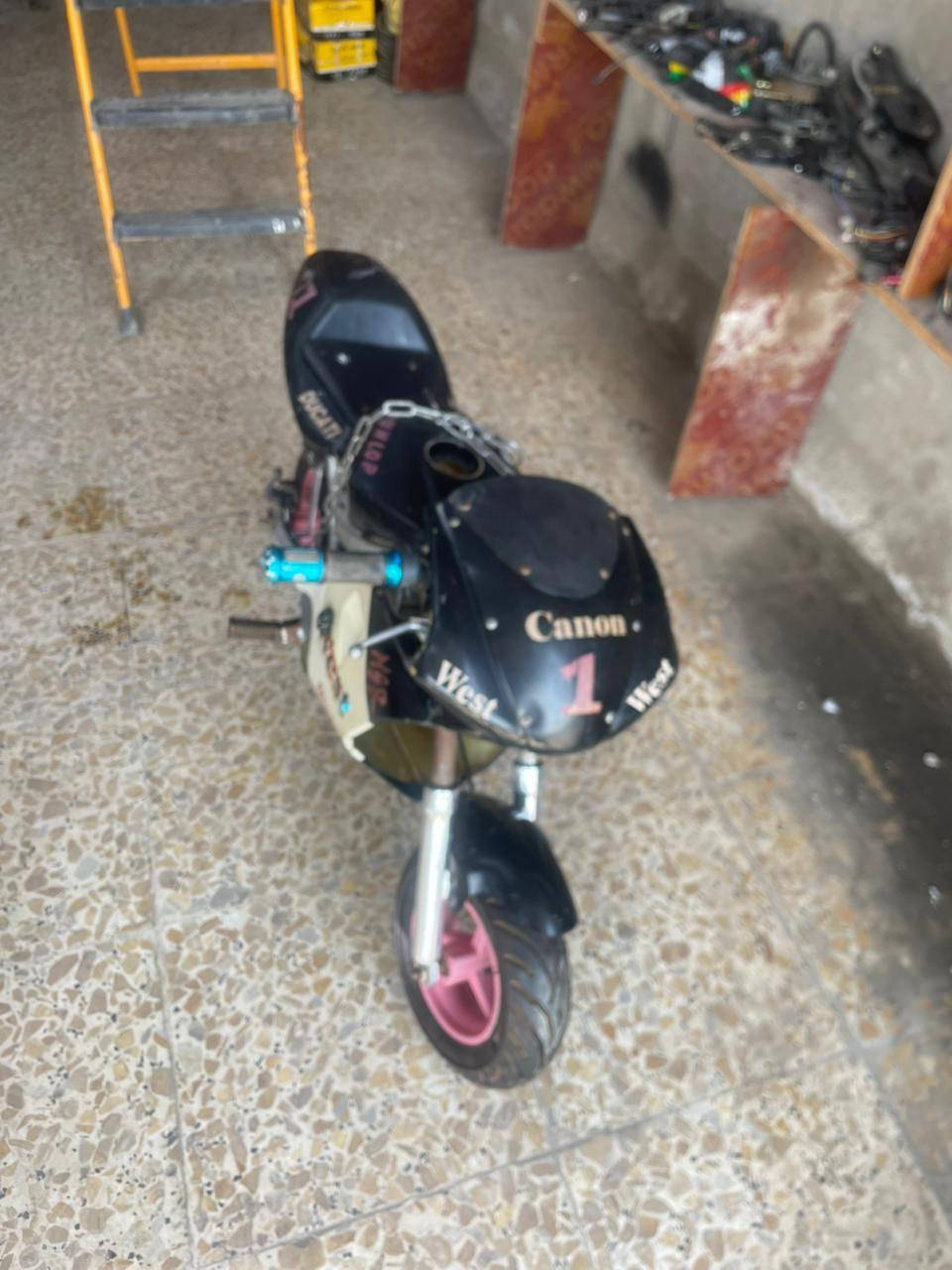 سلام عليكم دراجه بازين بطحه ياباني يشتغلن كلمات نضيفات حيل السعر عل خاص رقم الهاتف ***********تصل وبيك خير ودلل مكان بغداد العبيدي
