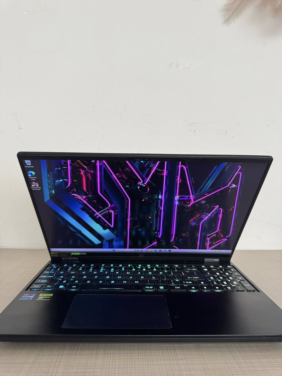 لابتوب للبیع نضیف بدون مشکلە 

Acer Predator Helios 16S
Cpu: Core i9 - 13900HX (24 Core&32Thread🏁)
GPU: RTX 4070 (140WATT🔥)
Ram: 16 DDR5 5600MGHz (2 Slots empty🥶)
Hard: 1 Tera SSD NVME 
Display: 16” WQXGA(2560x1600) 2K+ LCD IPS 240Hz 
Battery 🔋: 90%
Keyboard: RGB 

سعر: میلیونین و ۱٠٠ الف و مجال 
توصیل موجود🚕


**إذا كنت صاحب هذا الإعلان وتريد حذفه لأي سبب، رجاءا أرسل رسالة إلى الدعم الفني**