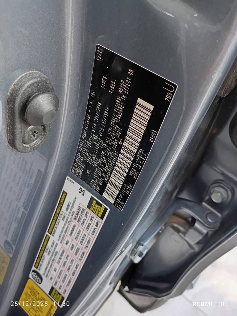 تيوتا كورلا كروز موديل ٢٠٢٣ وارد امريكي رقم بغداد رقم وسنوية وهزه كله جديد بأسمي  السياره كلين  الضرر مالتها جامرلغ وراجع علبارد 
مكفولة كفاله عامه من الصبغ سيارة بانزين فقط مو هايبرد وياباني الاصل مو صيني كير ومكينه وصدر امامي وخلفي كله على وضع الشركه ماشية ١٨٠٠٠مواصفات فول للاخير 
المواصفات 
بصمه واشاير بلمري مري شفط تحكمات ستيرن كشنات جلد تدفئه وتبريد بلكشنات فتحة سقف تبريد لمس كامره خلفيه حساس امامي وخلفي رادارات جانبيه توقف ذاتي امامي وخلفي ويل كب كروم صندوك كهرباء شفط 
السعر ٢١٥وبيها مجال
العنوان ديالى المقداديه 
*********** المقدادية, ديالى
